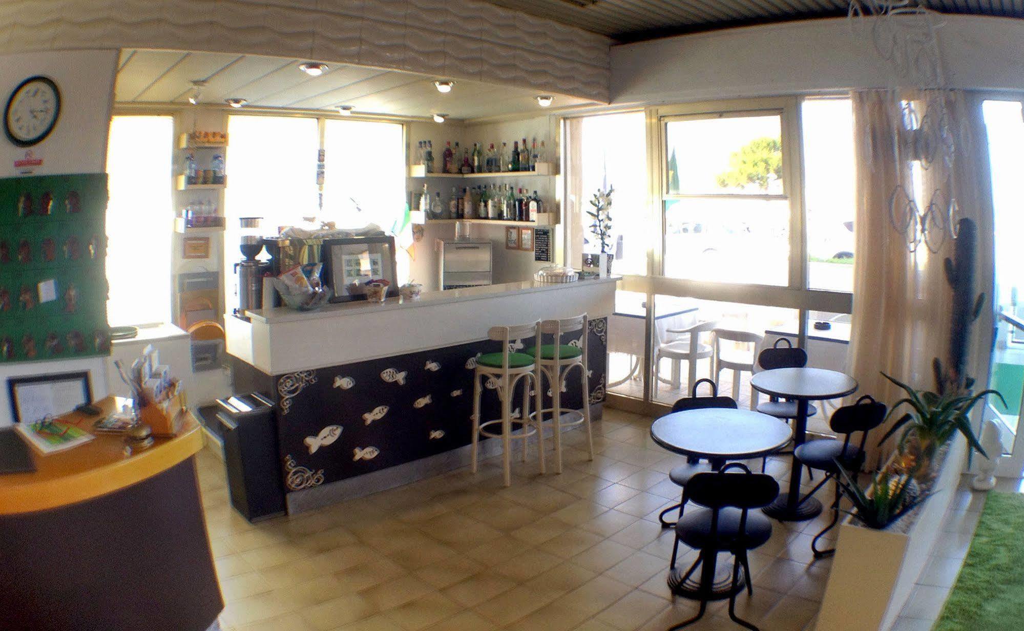 Hotel Ariston Cesenatico Kültér fotó